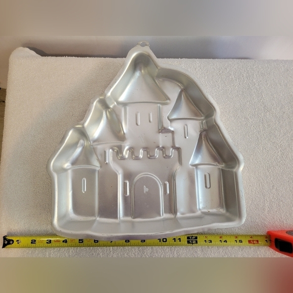 Wilson Princess Fairytale  Castle 1998 - Picture 2 of 4